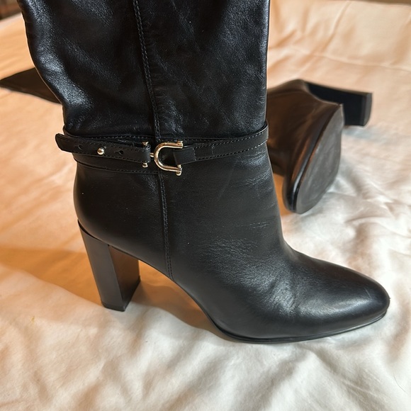 Black tall boots - Picture 2 of 6